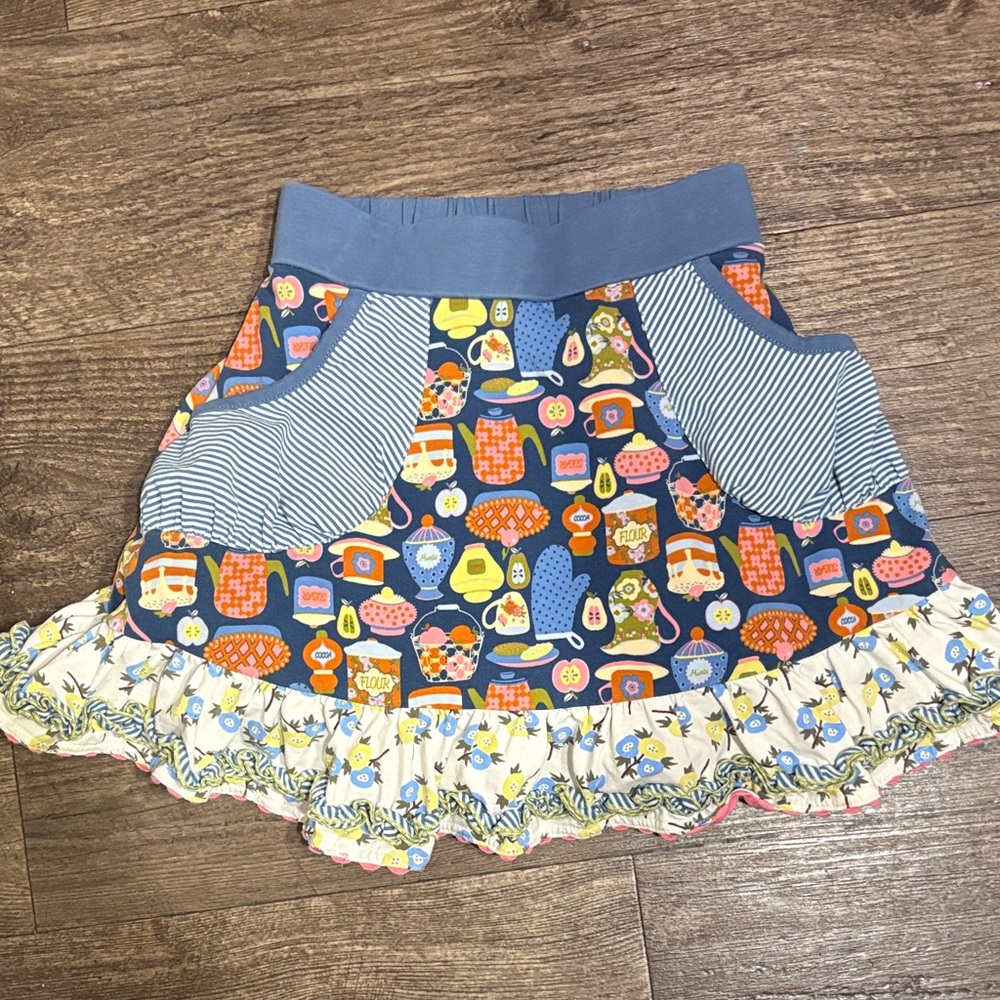 Matilda Jane Blue and White pattern skirt size 8